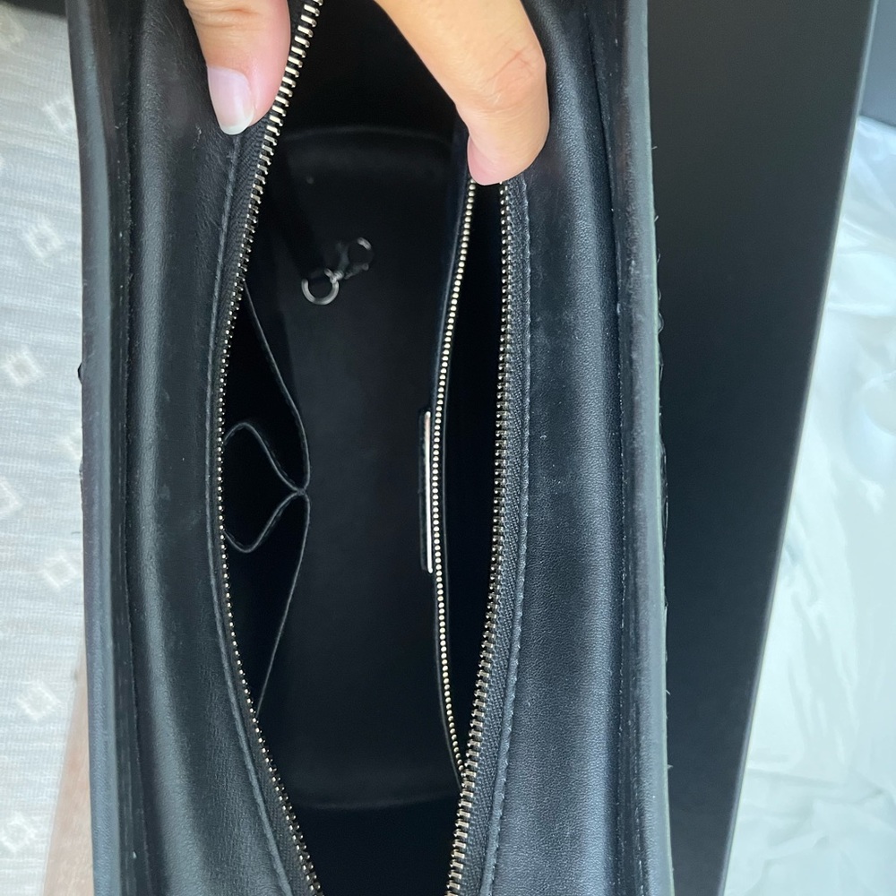Chanel 18 C Gabrielle Bag in Python - Picture 11 of 14